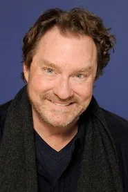 Stephen Root as Arthur Hammond