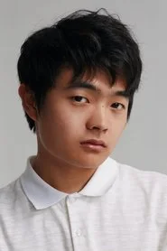 Ben Wang as Li Fong