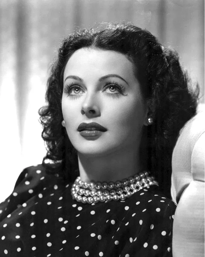 Hedy Lamarr publicity photo for The Heavenly Body 1944