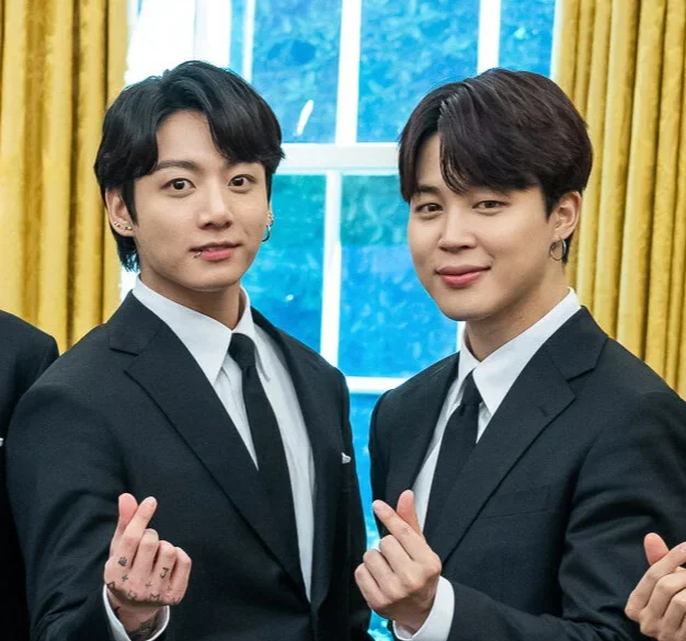 Park Jimin and Jeon Jungkook in the Oval Office of the White House, May 2022
